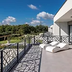 New! Luxury Epic Lumina & Solena 2 Heated Pool Villa *