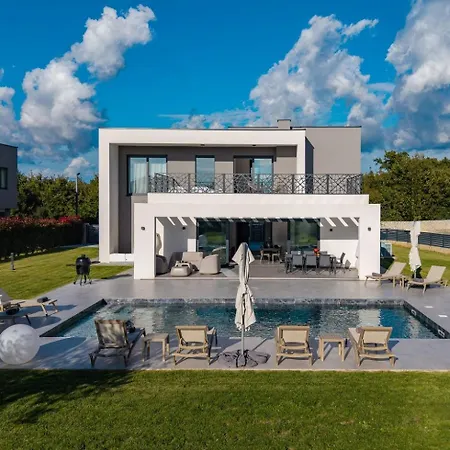 Villa New! Luxury Epic Lumina & Solena 2 Heated Pool Jursici