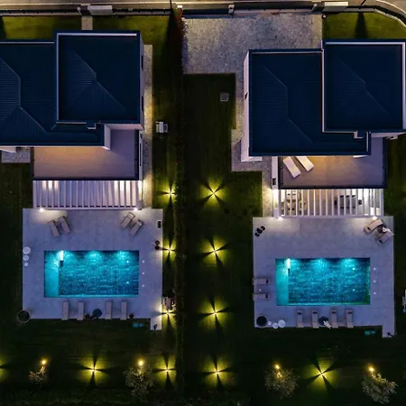 New! Luxury Epic Lumina & Solena 2 Heated Pool Juršići